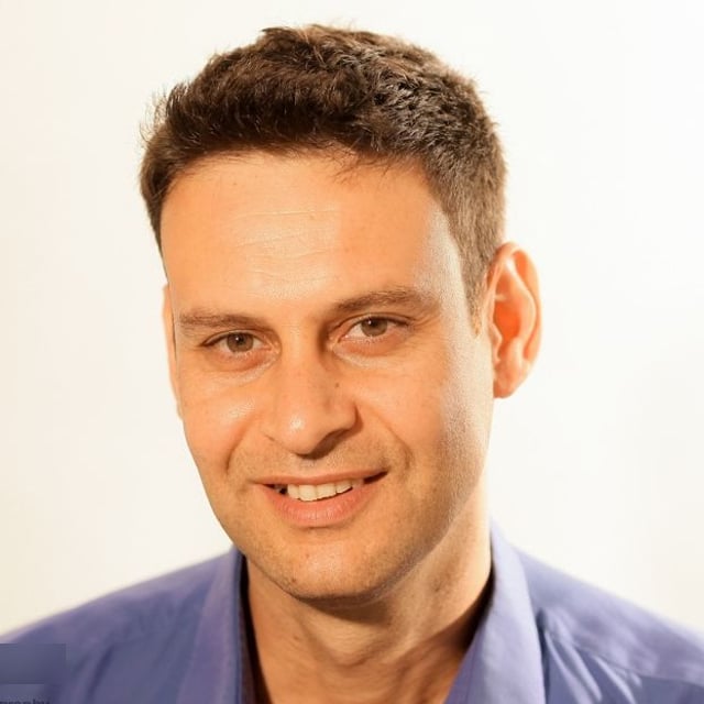 ליאור וקנין, מייסד סופרפאוור